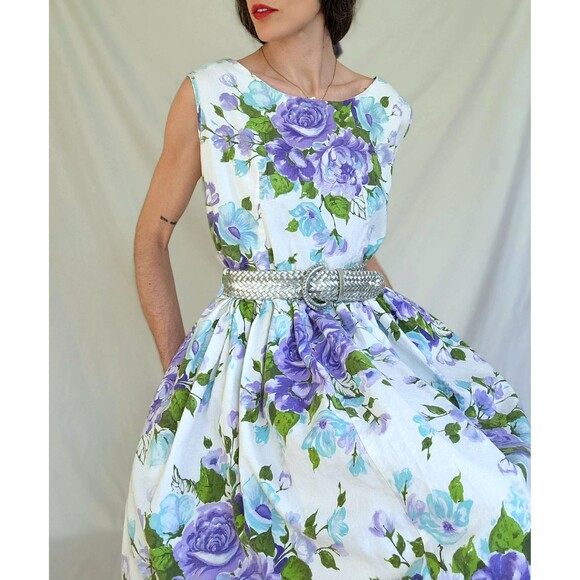 1950s Fit and Flare Floral Cotton Swing Dress: Petite Vintage Dress, Womens L/XL - Picture 2 of 12